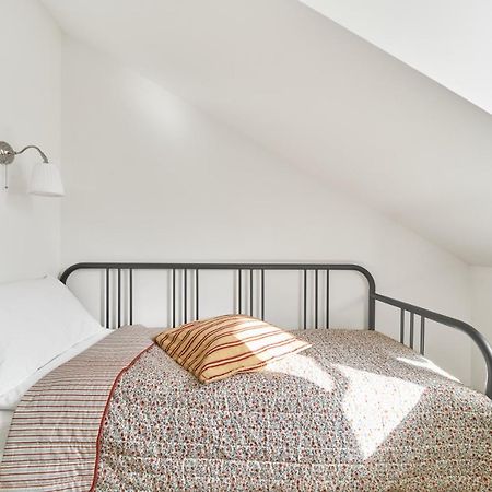 Modern Two-Bedroom Apartment, Vilnius City Centre Екстериор снимка
